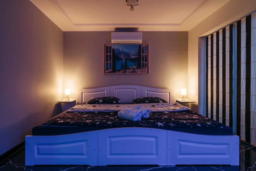 Apartament Domek Nastrojowy LOVE SPA JAUCUZZI w pokoju na wyłączność na życzenie śniadanie do pokoju strefa grill wypoczynek jacuzzi rowery E-bike – zdjęcie 9
