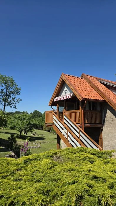 Agroturystyka Nad Jeziorkiem noclegi nad jeziorem Mazury Mikołajki - ryby - łódka - pomost – zdjęcie 2