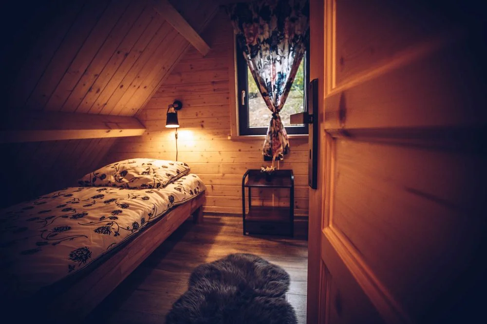 Domki. Bieszczady. Balia, jacuzzi na wyłączność w cenie. – zdjęcie 12