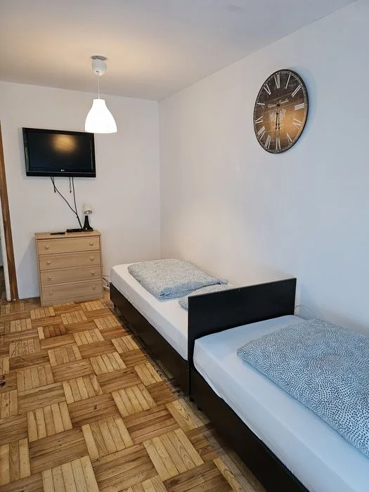 Noclegi KROLOWEJ JADWIGI parking zwierzyniec Kraków – zdjęcie 10