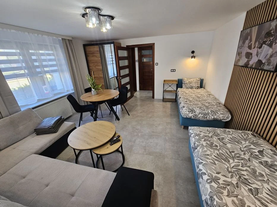 Apartament dwupokojowy 5 osobowy nad morzem 100 metrów do plaży Rewa – zdjęcie 5