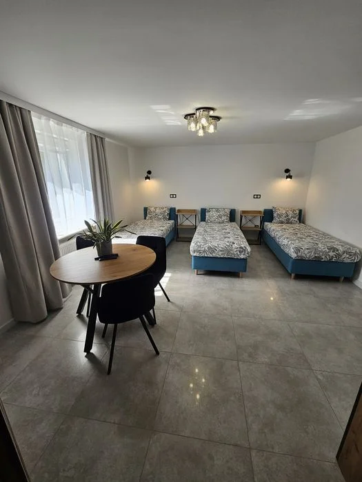 Apartament dwupokojowy 5 osobowy nad morzem 100 metrów do plaży Rewa – zdjęcie 2