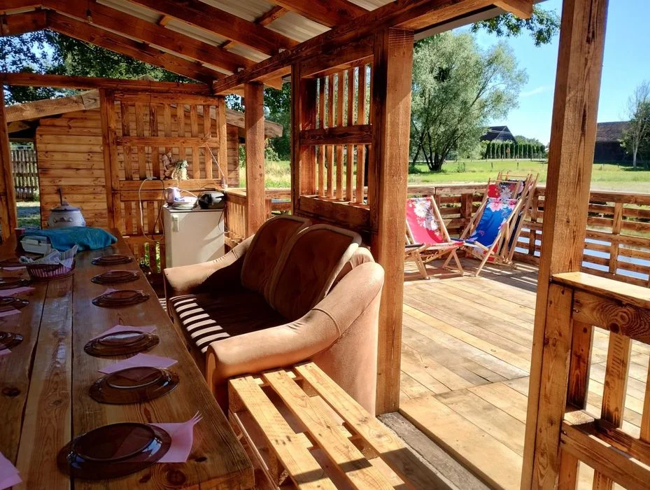Domek na Mazurach z Jacuzzi i Sauną – Nad rzeką, ryby, prywatność lub Domek do wynajęcia Mazury – Jacuzzi, Sauna, Staw, Rzeka. – zdjęcie 6