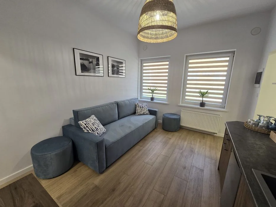 Ustka Wschodnia Centrum Apartament na parterze bezpłatny parking NOWY z aneksem kuchennym, wolne terminy tylko po 26.09.2026r.