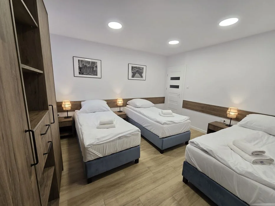 Ustka Wschodnia Centrum Apartament na parterze bezpłatny parking NOWY z aneksem kuchennym, wolne terminy tylko po 26.09.2026r. – zdjęcie 8