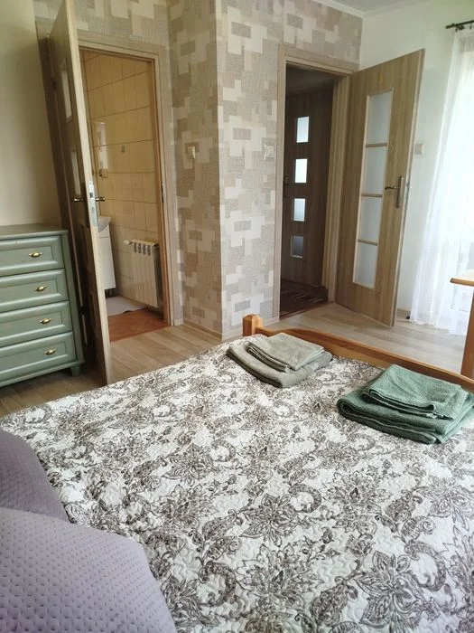 Jesień w Beskidach -Gora Żar,jezioro wolne pokoje .Zapraszamy – zdjęcie 2
