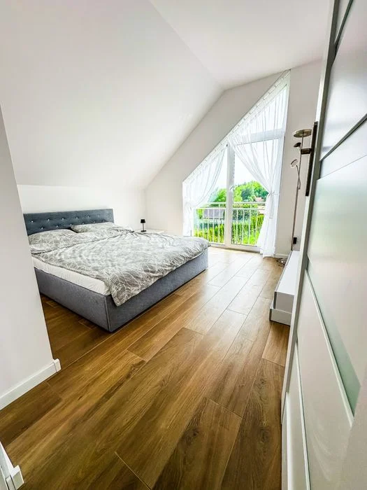 Wynajem domków pod Krakowem: jacuzzi, biliard, sala kinowa, las, góry – zdjęcie 4