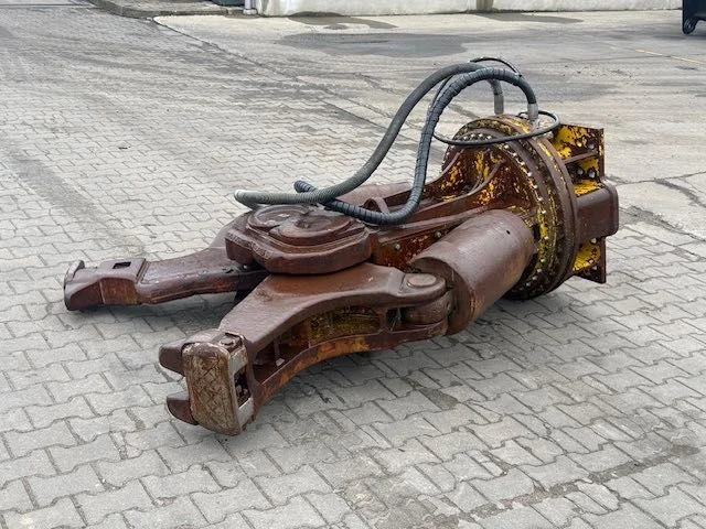 KRUPP szczęki tnąco kruszące do koparki wyburzeniowej waga 2000 kg używane obrotowe