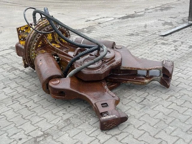 KRUPP szczęki tnąco kruszące do koparki wyburzeniowej waga 2000 kg używane obrotowe – zdjęcie 3
