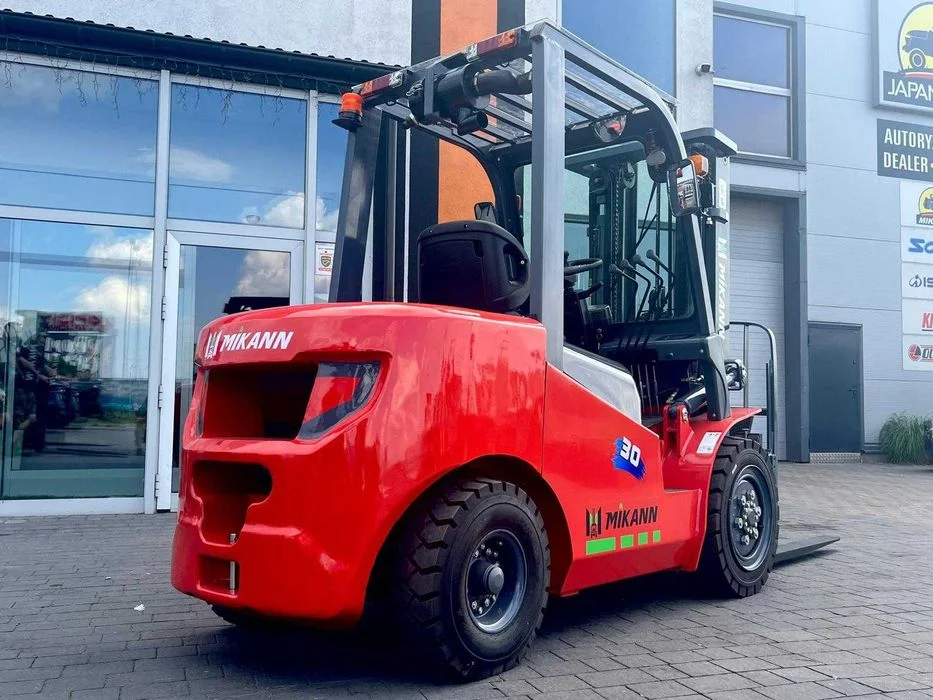 Wózek Widłowy 3T MIKANN, Maszt 4.5m,Triplex, Diesel , Półkabina – zdjęcie 6