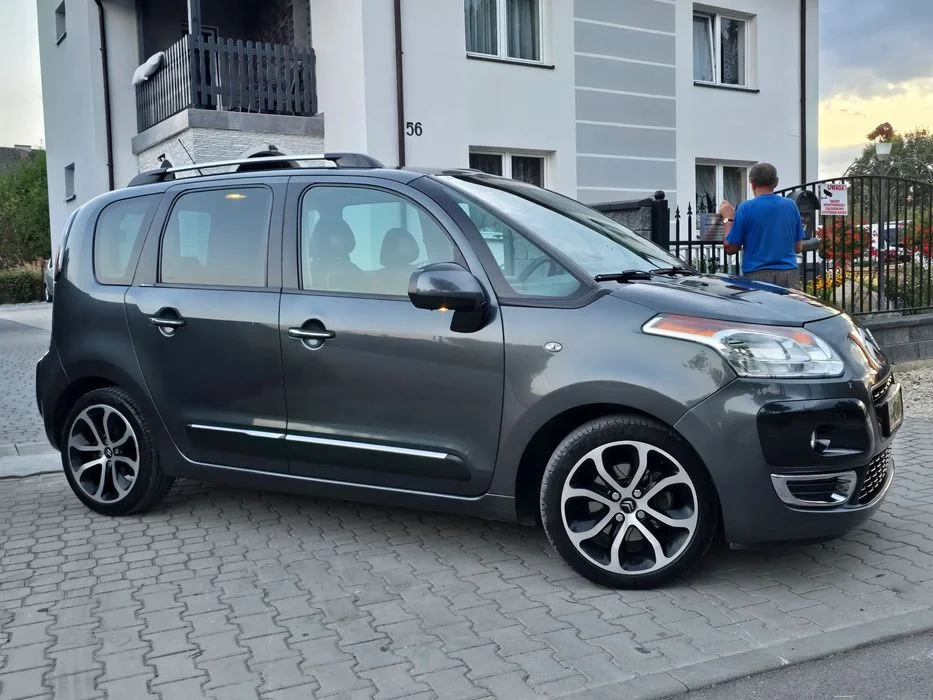 Citroën C3 Picasso 1.6*HDi*114km*EXCLUSIVE*Panorama*Klimatronik*Pół*Skóra*Alufelgi – zdjęcie 8