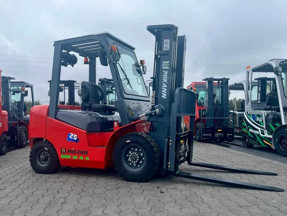 Wózek Widłowy 2,5T MIKANN, Maszt 4.5m,Triplex, Diesel Półkabina – zdjęcie 7