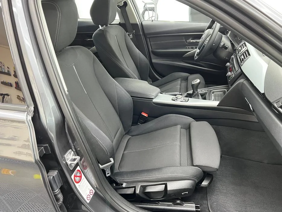 BMW Seria 3 BMW 20d Sport LED Xenon Navi Panorama Super Stan Z Niemiec – zdjęcie 6