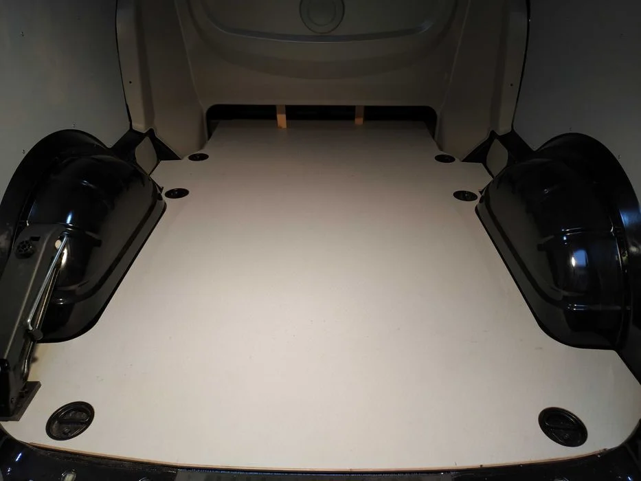 Zabudowa busa podłoga do Volkswagen T6 L1H1 – zdjęcie 6