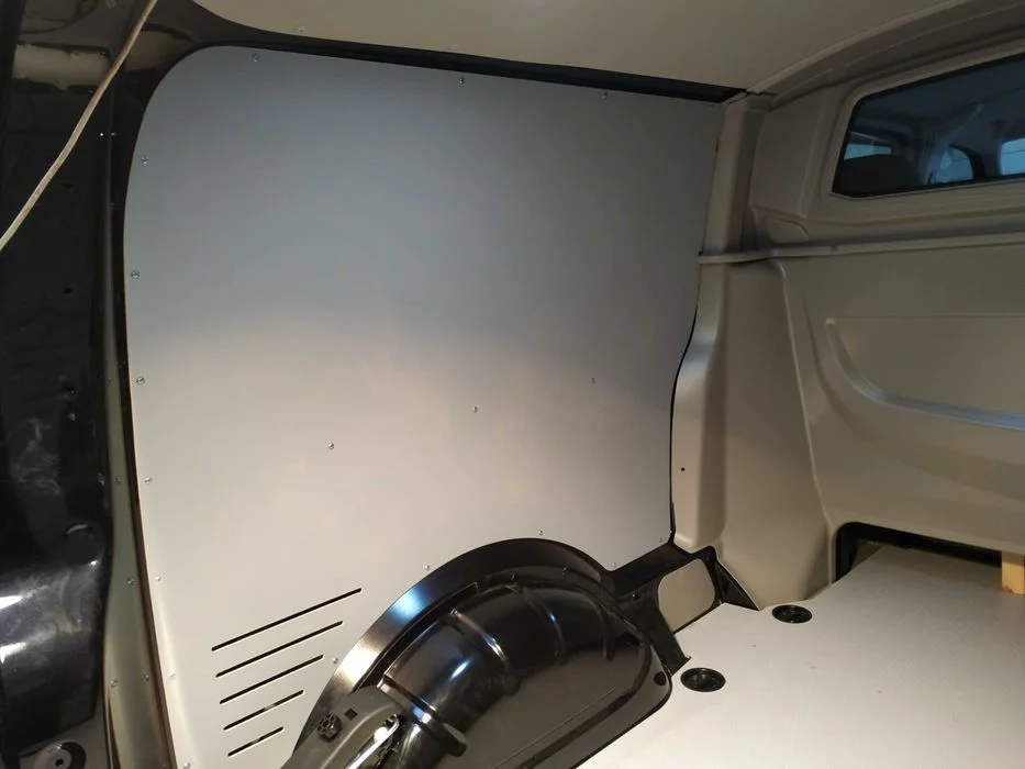 Zabudowa busa podłoga do Volkswagen T6 L1H1 – zdjęcie 7