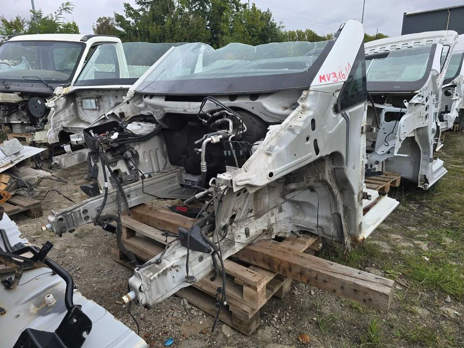 Ćwiartka Podłużnica Lewa Prawa Przednia Mercedes Vito W447 MV31611 – zdjęcie 2