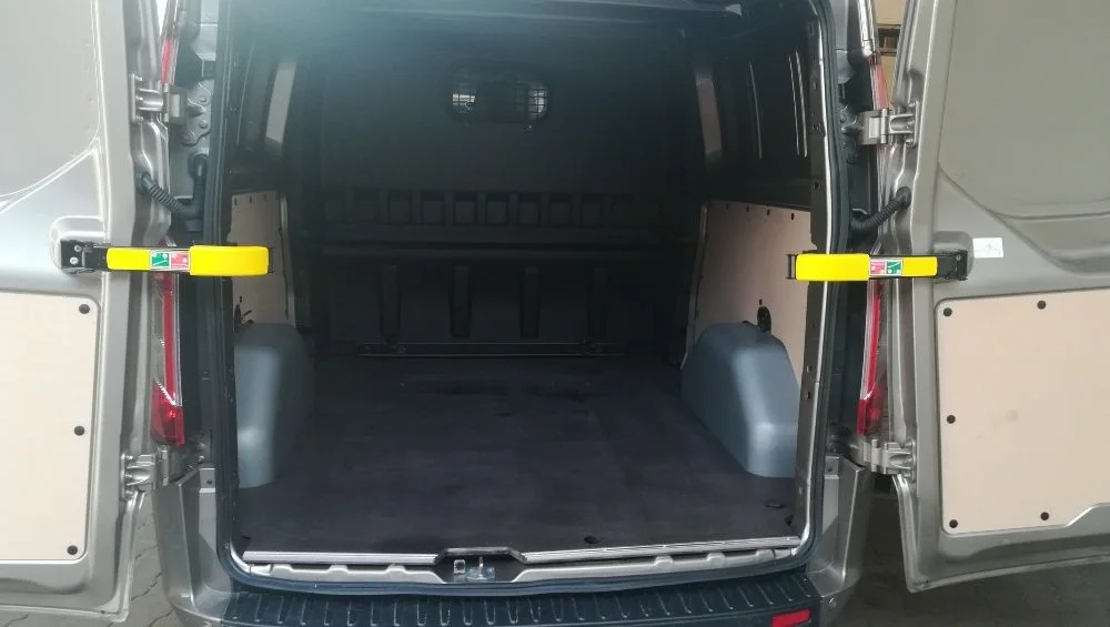 Zabudowa busa podłoga Renault Kangoo L1 – zdjęcie 2