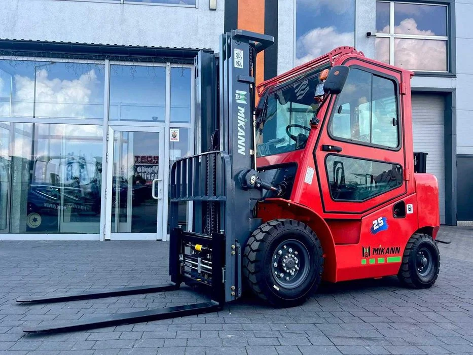 Wózek Widłowy 2,5T MIKANN, Maszt 4.5m,Triplex, Diesel Japan Trak