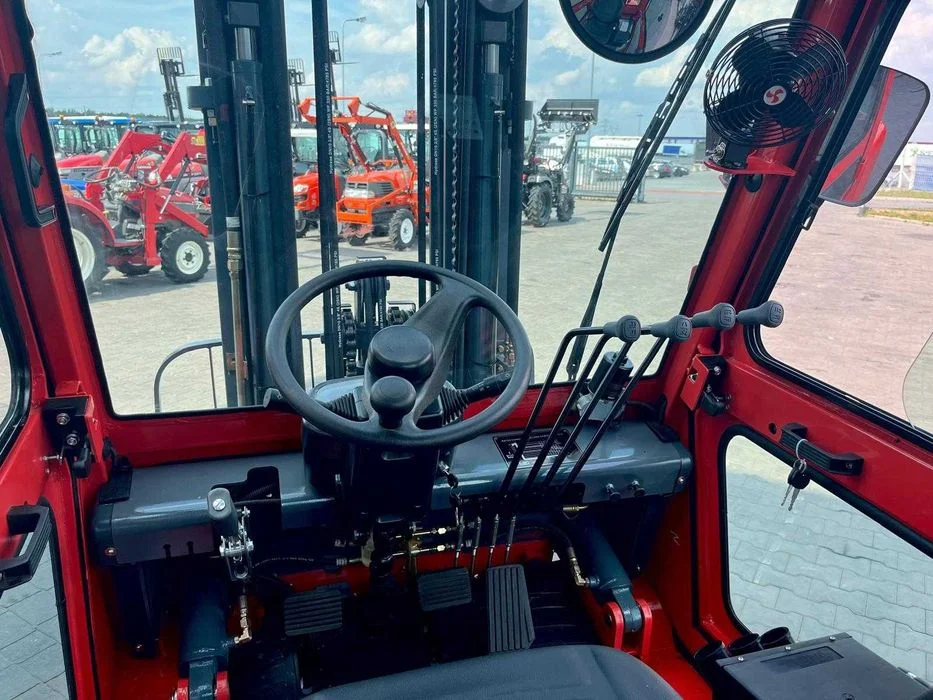 Wózek Widłowy 2,5T MIKANN, Maszt 4.5m,Triplex, Diesel Japan Trak – zdjęcie 7