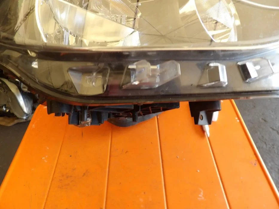 Bmw - F20 - H7 - Prawa Lampa Przednia - Uk – zdjęcie 3