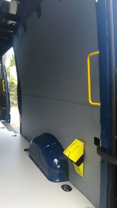 Zabudowa busa nowa podłoga do Ford TRANSIT CUSTOM L1 – zdjęcie 6