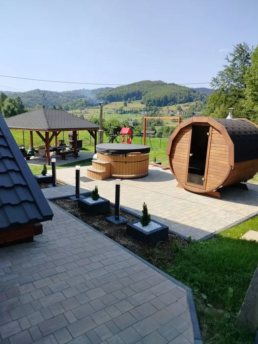 Domek nad potokiem