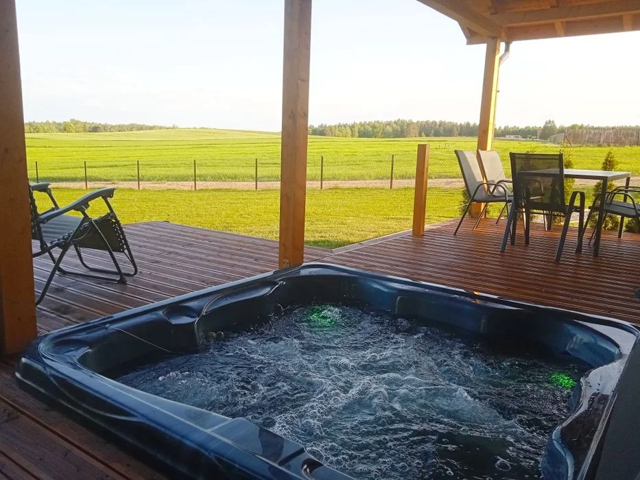 WOLNY Domek , ferie , balia , caloroczny 4_5os. balia jacuzzi