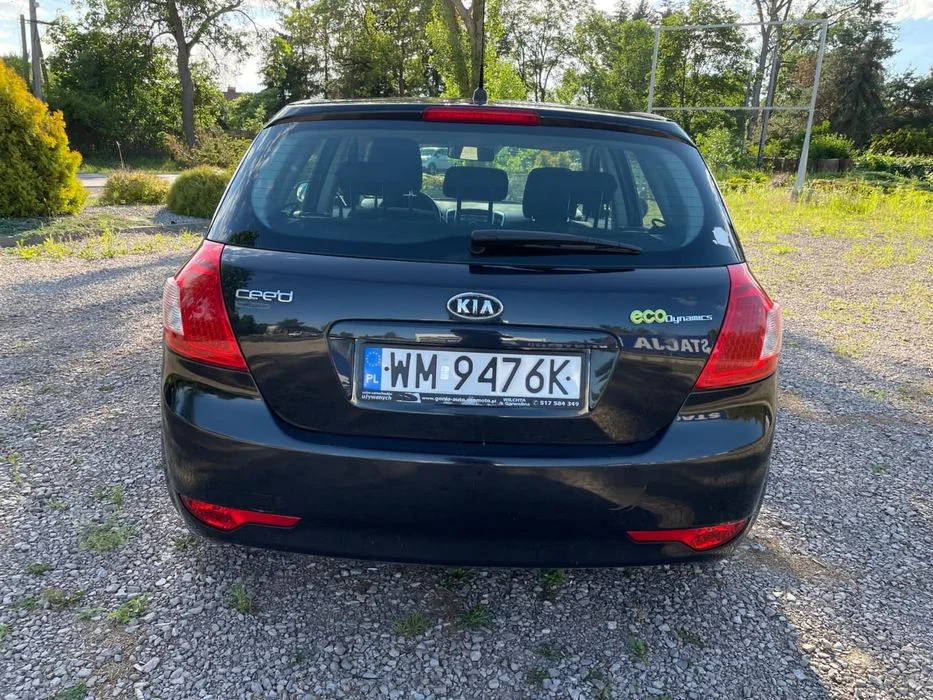 KIA CEED 1.4 Benzyna 2011r Polift Bardzo Ładny Bezwypadek Garażowany – zdjęcie 6