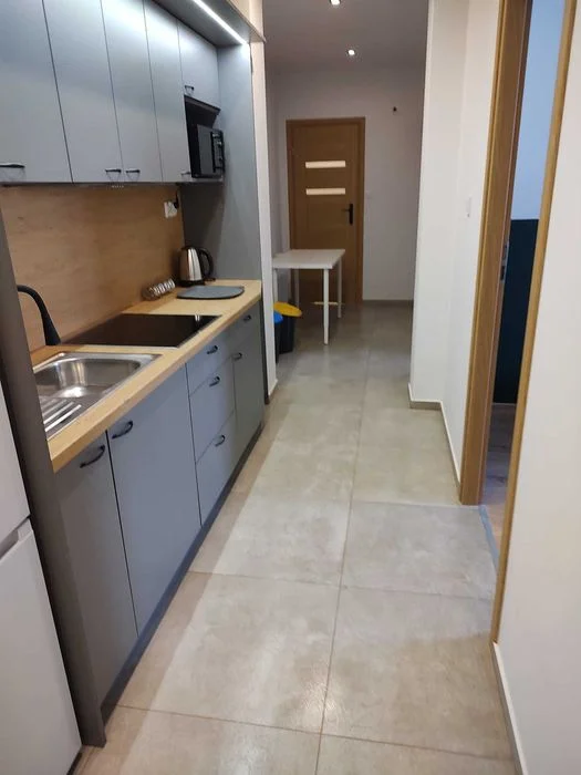 10 Zabrze Centrum - Kwatera pracownicza 8 osób 5 pokoi PARKING TV – zdjęcie 3