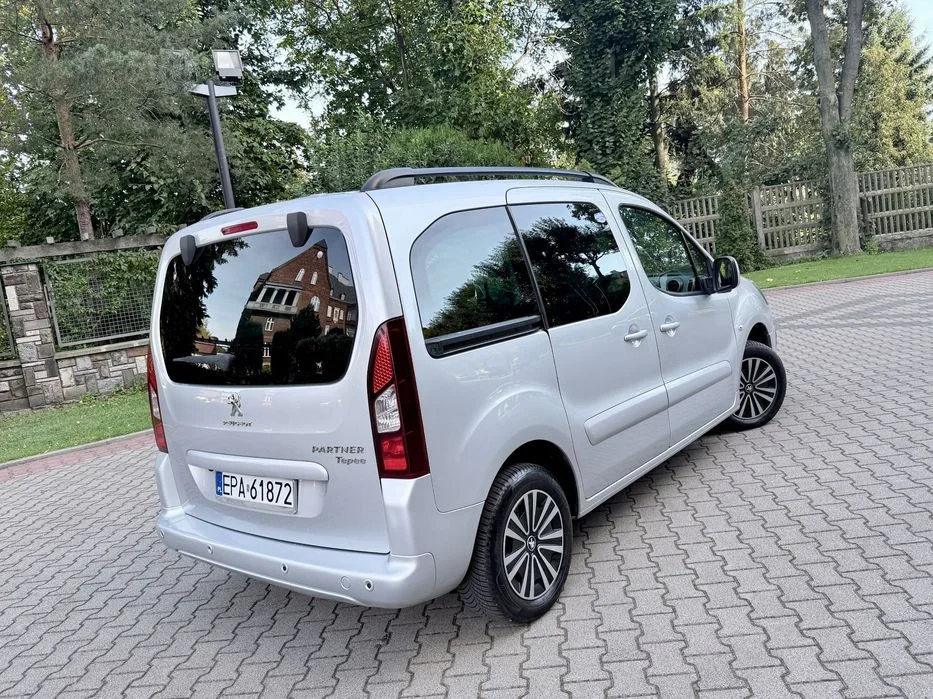 Peugeot Partner 1.6 HDi Lift LED Osobowy Kamera Cofania Nawigacja – zdjęcie 4