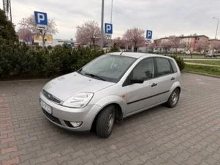 Ford Fiesta z hakiem – zdjęcie 5