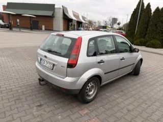Ford Fiesta z hakiem – zdjęcie 3