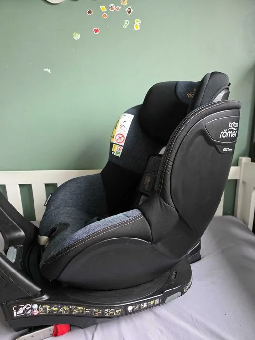 Fotelik dziecięcy z bazą Britax Romer fotelik Dualfix M i-Size – zdjęcie 5