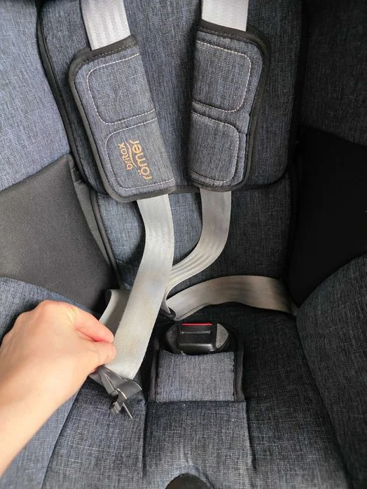 Fotelik dziecięcy z bazą Britax Romer fotelik Dualfix M i-Size – zdjęcie 3