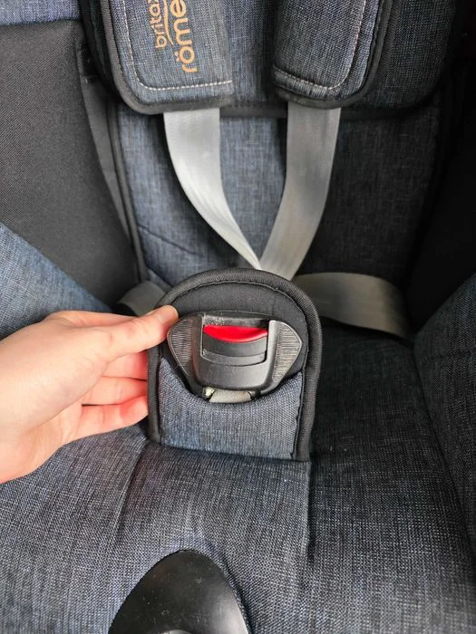 Fotelik dziecięcy z bazą Britax Romer fotelik Dualfix M i-Size – zdjęcie 4