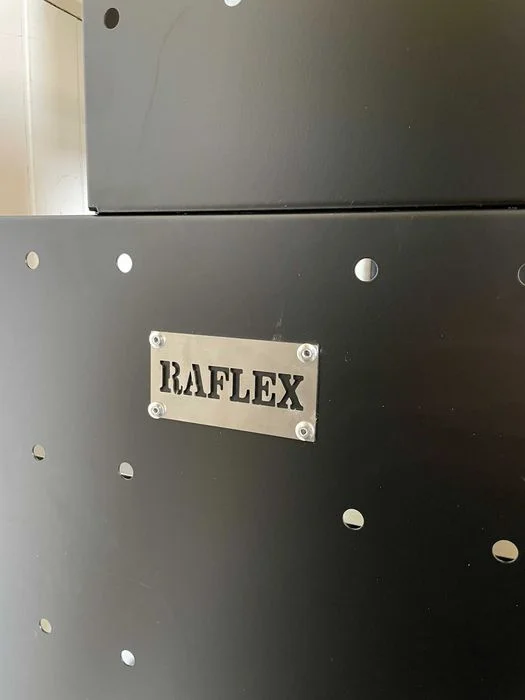 Zabudowa warsztatowa, serwisowa czarne boki do busa H2 Ducato Boxer Jumper Master 160 cm producent Raflex do warsztatu busa – zdjęcie 5