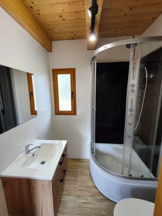 Domek do wynajęcia Basen podgrzewany jezioro góry rowery Bania jakuzzi ścieżki rowerowe – zdjęcie 9