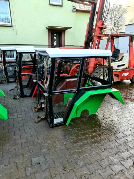 Kabina ciągnikowa C360 C330 MF255 Kabina C 330 C 360 URSUS C-360 C-330