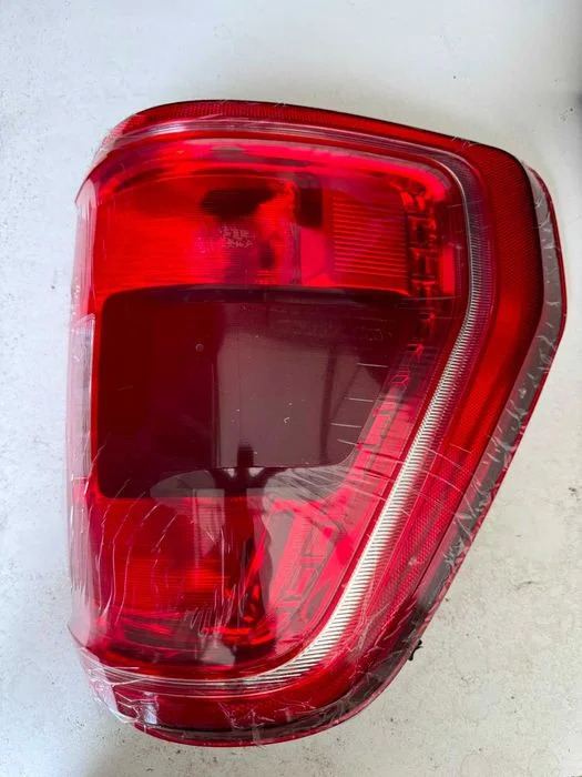 Prawa tylna lampa Ford F150 2021- LED