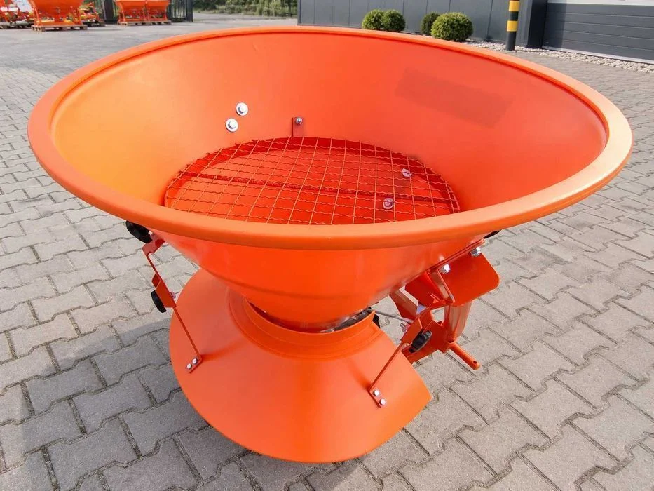 Lejek Posypywarka Do Soli Piasku Piaskarka 200-500L Solarka Drogowa – Dostawa w całej Polsce – Gwarancja – Kup na raty 0% – zdjęcie 2