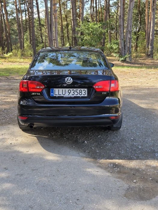 Volkswagen Jetta 2012 r – zdjęcie 3