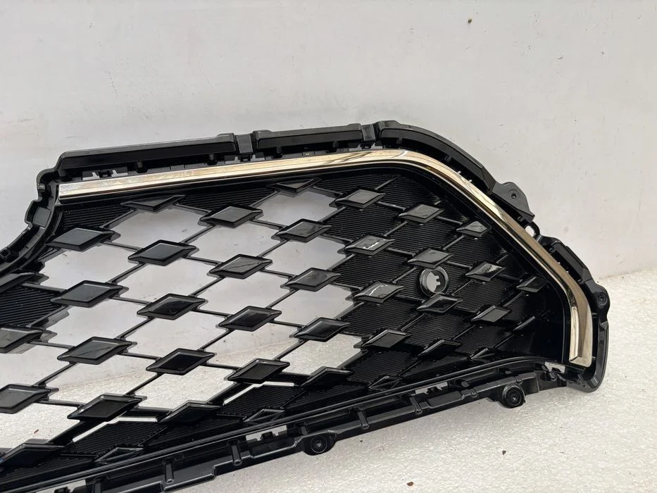 Toyota RAV4 V 5 18- Plug-in plug in grill atrapa kratka zderzaka przód listwa chrom grilla atrapy – zdjęcie 9
