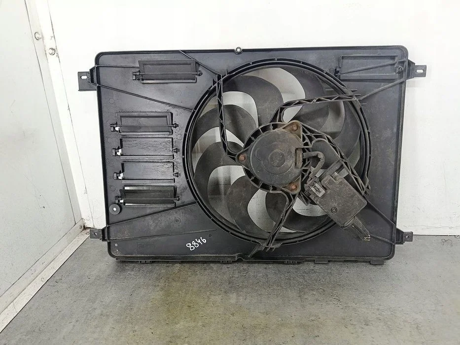 Wentylator Chłodnicy Ford Mondeo Iv 8240563 6G918C607-Pc 2.0 Tdci
