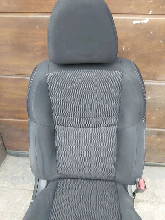 Nissan Qashqai II J11 fotel prawy przód oparcie siedzisko air bag – zdjęcie 4