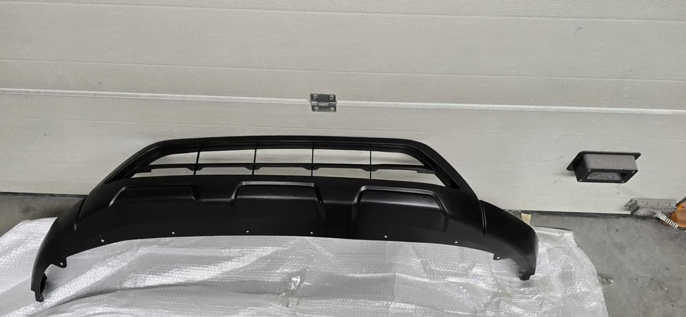 Dolny grill [atrapa chlodnicy, kratka] Mitsubishi Outlander IV 2022-2025