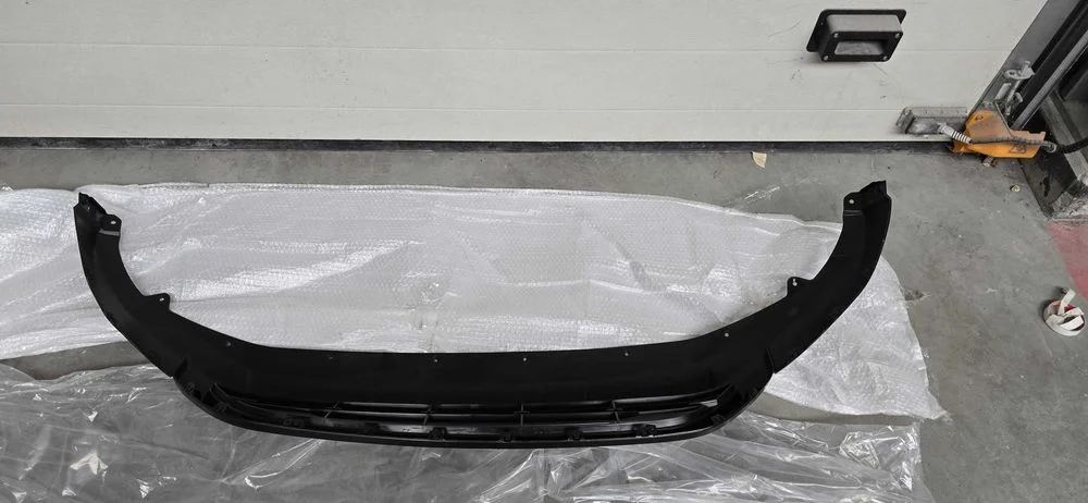 Dolny grill [atrapa chlodnicy, kratka] Mitsubishi Outlander IV 2022-2025 – zdjęcie 5