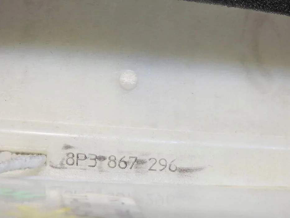 Osłona Słupka C Prawa Audi A3 8P 3D 8P3867296 – zdjęcie 5