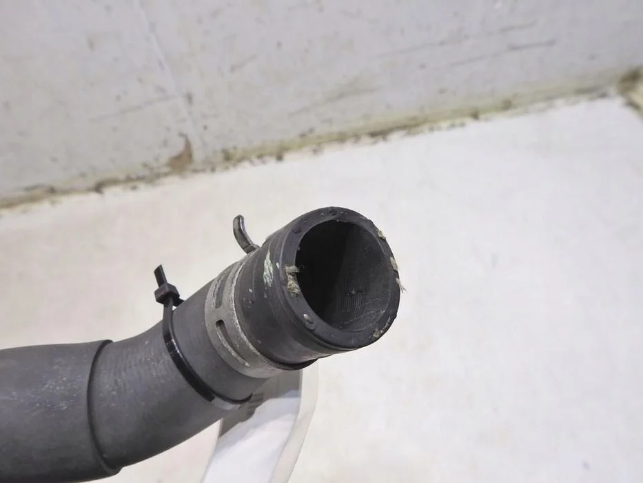 Wąż Rura Wody Nissan Micra K13 1.2 215011Hc18 – zdjęcie 5