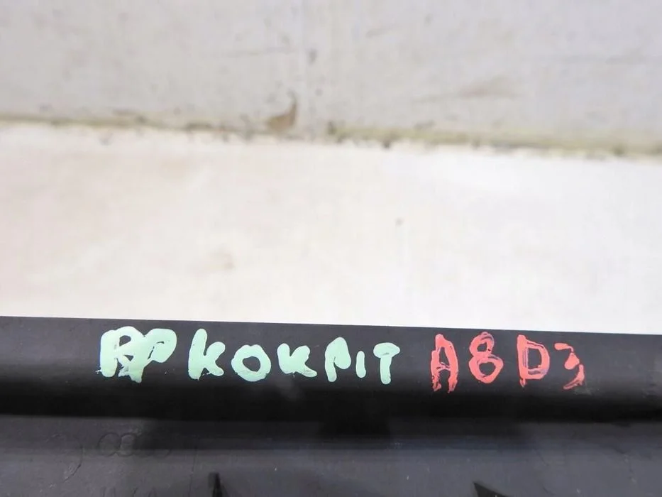 Osłona Słupka A Prawa Audi A8 D3 4E0868204B – zdjęcie 2