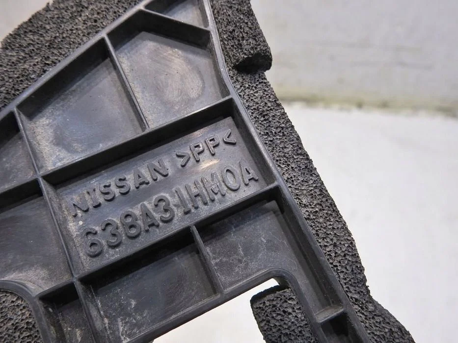 Wygłuszenie Błotnika Prawy Przód Nissan Micra K13 638A31Hm0A – zdjęcie 5
